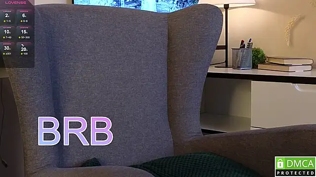 Elsi Breinors online show from February 8, 9:29 pm