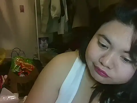 Allie 143 online show from February 27, 9:42 am