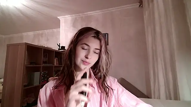 Dia DeAmas online show from February 26, 3:44 pm