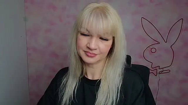 Madonna Fire online show from February 21, 12:50 pm