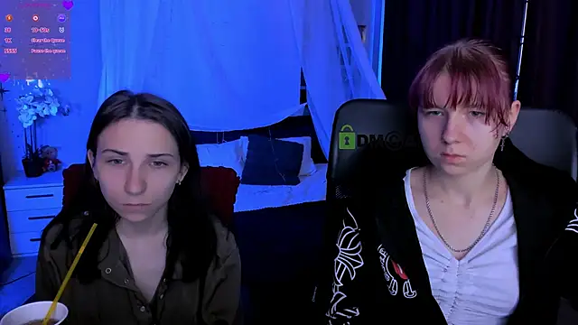 sweetie chloe  online show from April 18, 6:54 pm