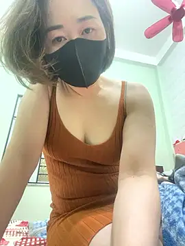 Quyenhot18 online show from January 10, 2:22 pm