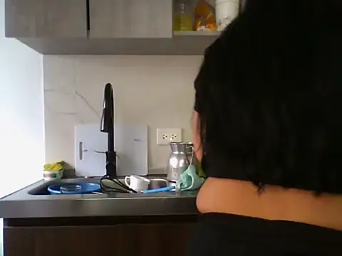 Luli2401 online show from January 15, 4:13 pm