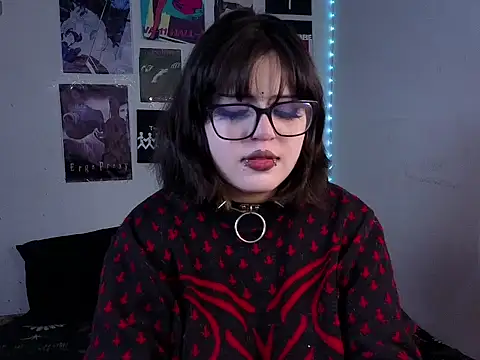 Scarleth Shadow1 online show from April 23, 2:52 am