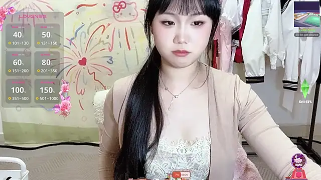 xiaoguai99 online show from April 1, 1:01 pm