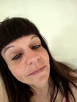 Petitegreeneyez69 online show from March 16, 12:35 am
