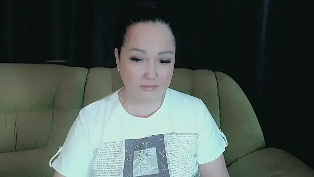 infinity loveliness online show from February 5, 8:50 am