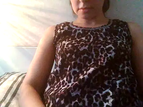 BeniaGoureis online show from January 19, 1:51 pm