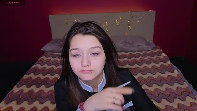 xxxnaughtyfoxyxxx online show from April 5, 11:09 am