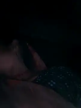 lodhi8080 online show from April 15, 10:32 pm