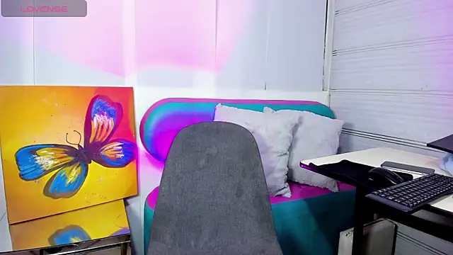 Sue blue online show from March 14, 11:17 pm