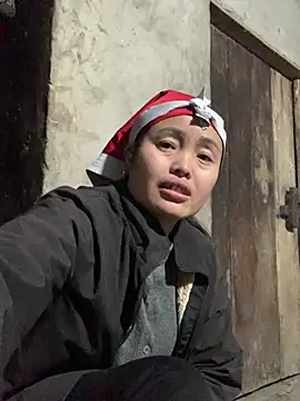 hinicky-0 online show from February 18, 11:42 am