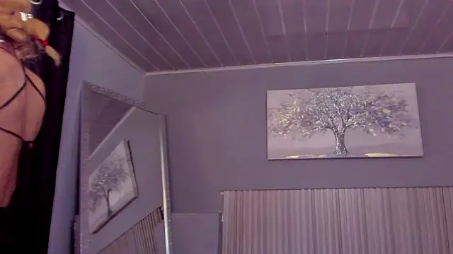 vicky fant4sy online show from March 21, 1:05 pm