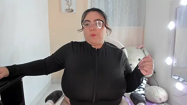 KarlaLannee online show from June 23, 2:42 am