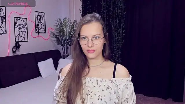 AyumiBlossom online show from February 19, 11:54 am