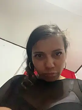 cinthia2011 online show from January 8, 2:26 am