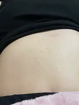 lealia699 online show from March 4, 3:40 pm