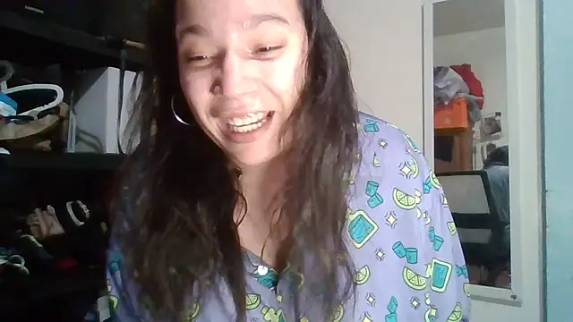 bellakay19 online show from July 30, 5:08 am