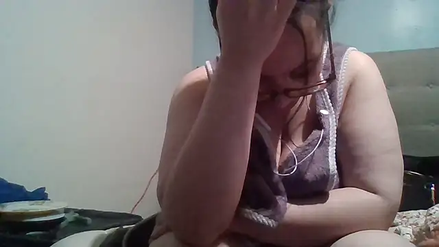 bellakay19 online show from February 19, 6:24 am