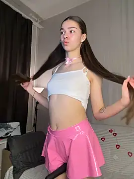 SkylineBliss online show from March 3, 1:33 am