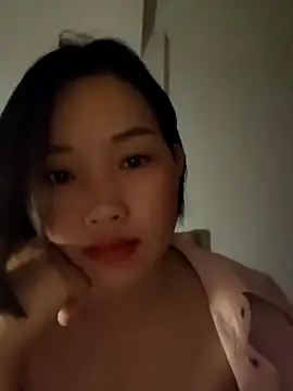   BingBing   online show from February 19, 8:29 pm