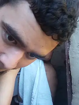 Isabel and Heckler online show from January 18, 2:13 pm