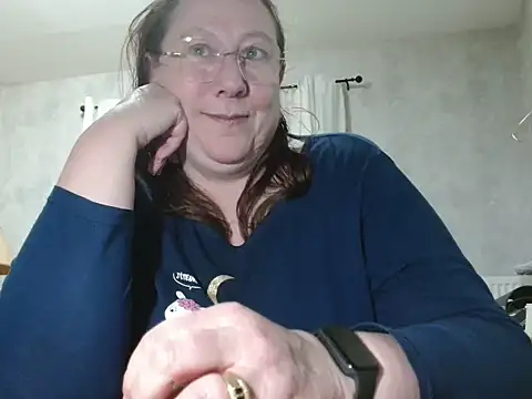 xmyriamx online show from February 27, 8:52 pm