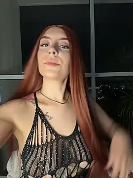 alesziarose  online show from February 26, 12:20 am