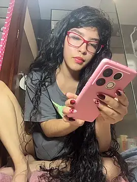 dani bela online show from June 5, 9:21 pm