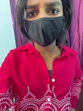 HotxAnamika online show from February 4, 10:18 am