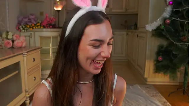 MinnaShummon online show from January 14, 3:00 am