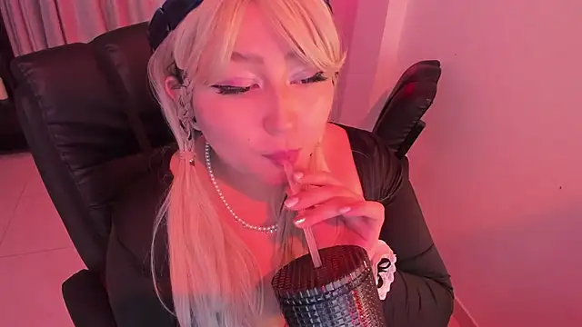 Sweet lenna online show from March 14, 11:06 pm