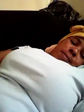 SexyEbonyQueen online show from January 12, 1:38 pm