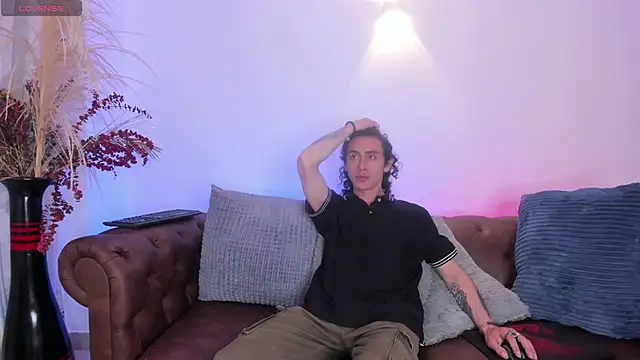 CalmaCaos online show from February 22, 1:23 pm