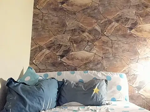 Rebeka2589 online show from January 12, 10:37 pm