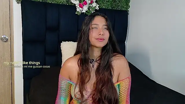 AnnaSmiles online show from February 10, 3:15 pm