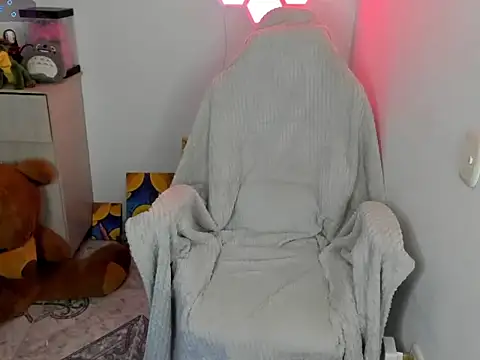 emillyaqua online show from January 9, 9:41 pm