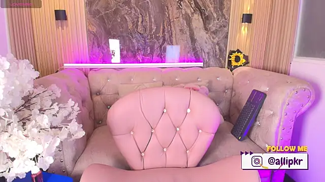 Allison Parker1  online show from April 9, 12:21 pm