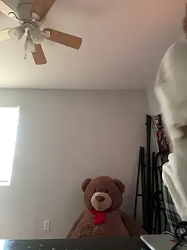 Tamiii420 online show from February 28, 8:41 pm