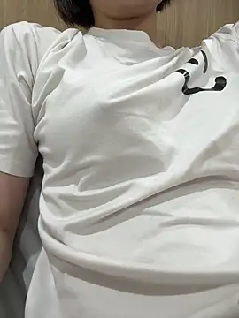 Lol-222 online show from April 26, 5:32 pm