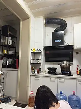 wy2026 online show from April 4, 12:15 pm