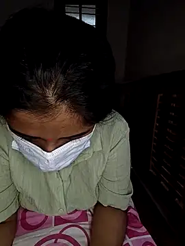 VAIGA online show from April 11, 12:20 pm