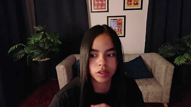 SofiaMante  online show from February 21, 11:49 pm