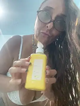 Annalua73 online show from March 1, 10:42 pm