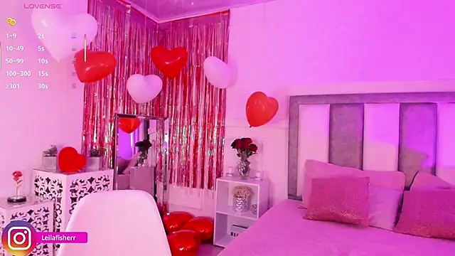 Leilafisherr online show from February 15, 10:09 pm