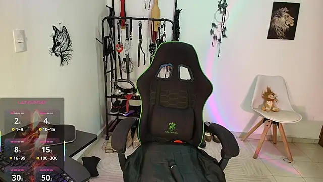 ariannaconnor  online show from March 16, 3:16 pm