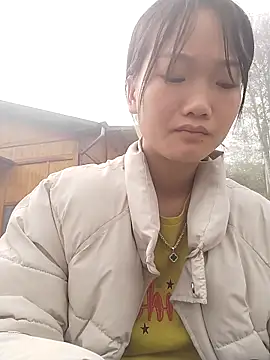 Hina2xx online show from February 4, 7:00 am