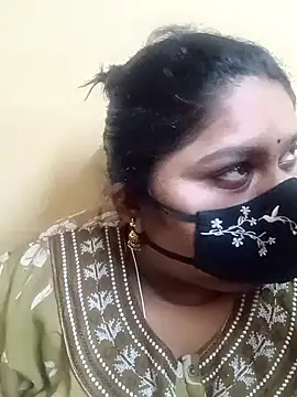 misammahyd online show from February 20, 5:36 pm