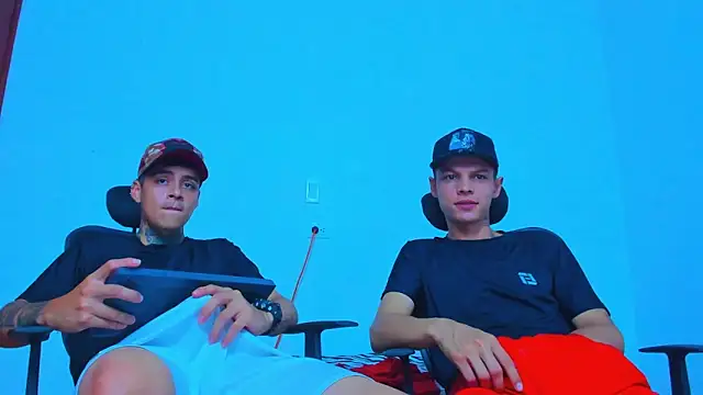 Thomas-Wil online show from April 24, 8:11 pm