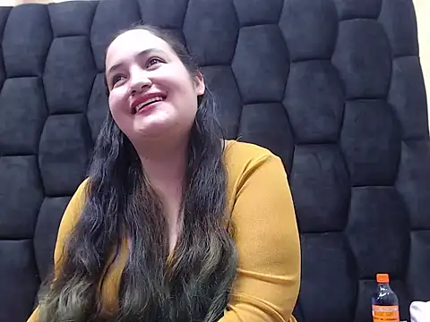 MiaRouss69 online show from February 10, 4:43 pm